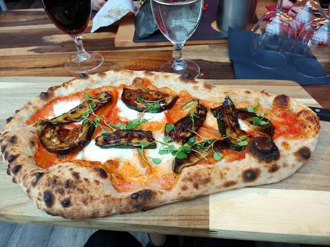 Red Onion X Deluxe Burger & Pizza - Myyrmanni - Vantaa