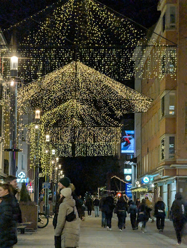 McDonald's Oulu Rotuaari - Ravintola-ala