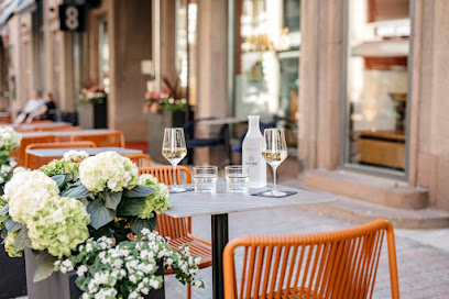 Pauli's Pizza & Grill