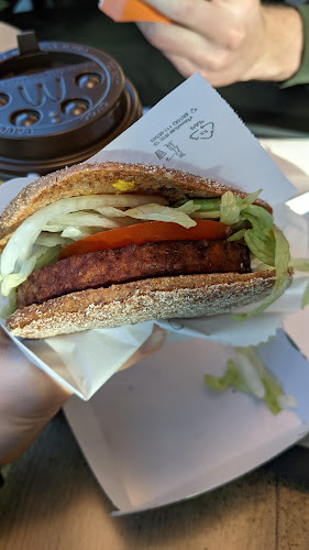 Opinii despre McDonald's Helsinki Meilahti în Helsinki - Ravintola-ala