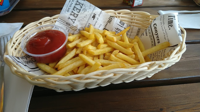 Opinii despre Itäväylän Bensis în Hamina - Ravintola-ala