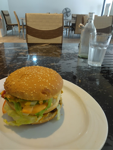 Opinii despre Hepokulta Kebab & Pizzeria în Turku - Ravintola-ala