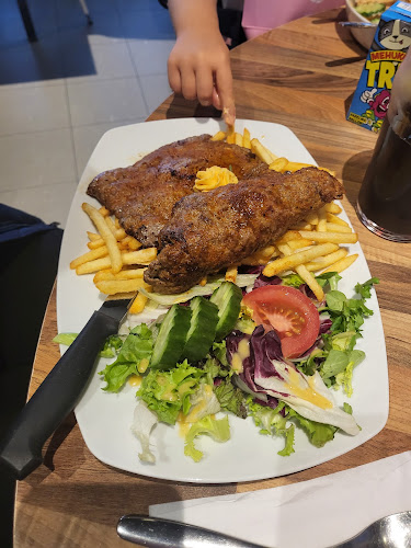 Comentarii opinii despre Jussin Baari