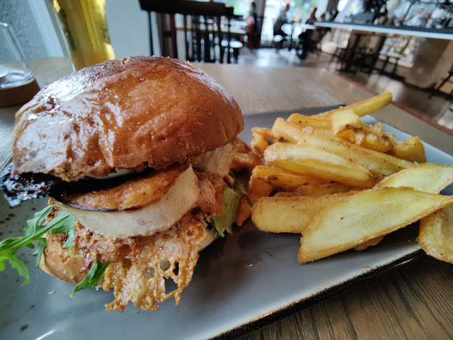 Bistro Fiilis - Ravintola-ala