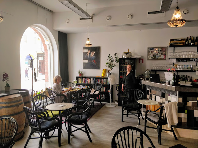 Opinii despre Nooran Viinibaari în Hämeenlinna - Ravintola-ala