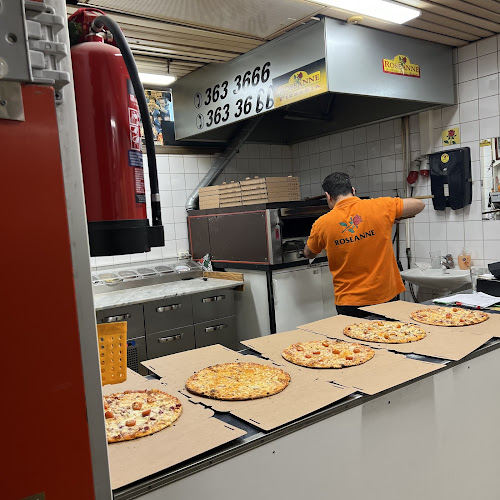 Roseanne Pizzeria