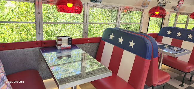 Opinii despre Bus Burger Salpakangas în Hollola - Ravintola-ala