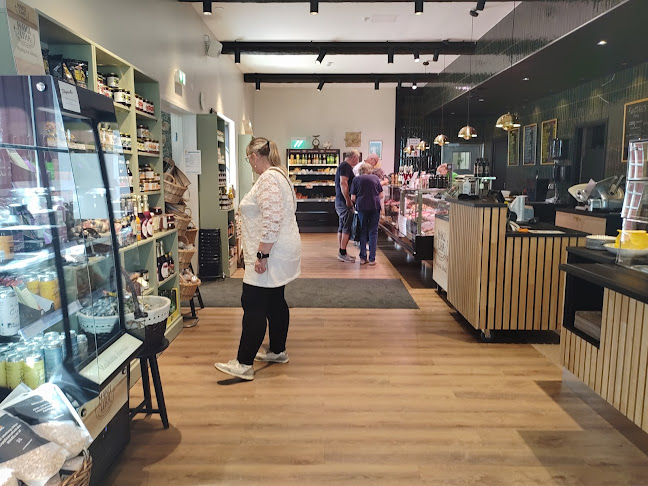 Comentarii opinii despre Makuliha Tilapuoti Cafe & Wine