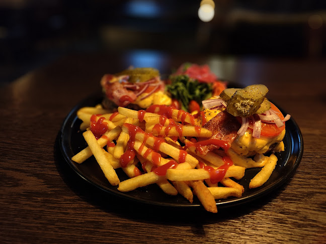 Sali Sports & Grill - Ravintola-ala