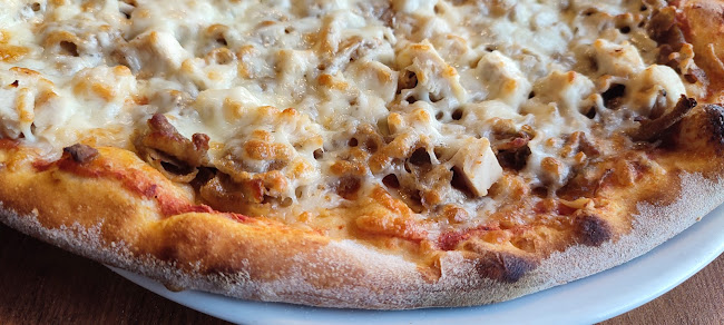 Opinii despre Kankaanpään Ege Kebab & Pizzeria în Kankaanpää - Ravintola-ala