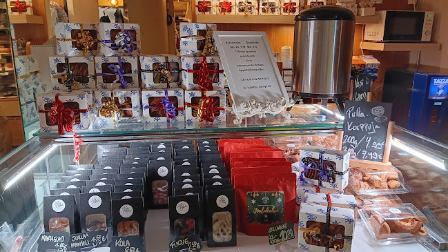 Comentarii opinii despre Oy Emil Halme Ab / Halmeen leipomo