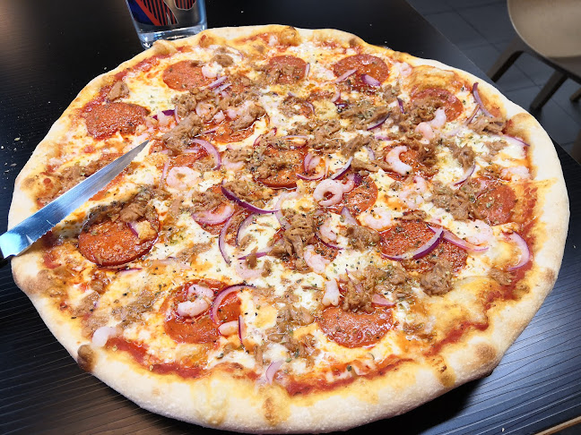 Kirkkokatu 16, 90100 Oulu