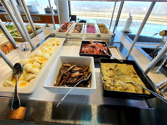 Opinii despre Näköalaravintola Haikaranpesä în Espoo - Ravintola-ala