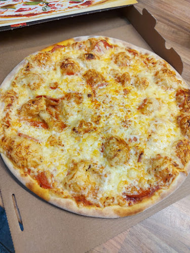 Aurora kebab & pizzeria - Ravintola-ala