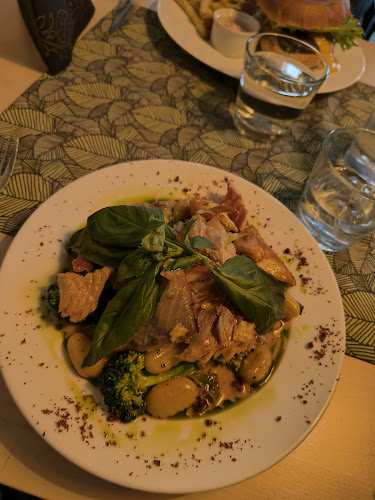 Comentarii opinii despre Ravintola Talonpöytä Kuusamo