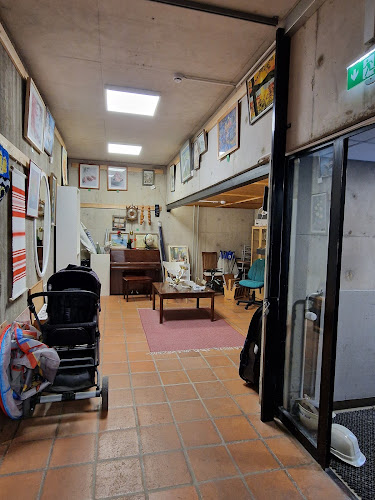 Comentarii opinii despre Järvenpään seurakunnan kirpputori - Kirppu