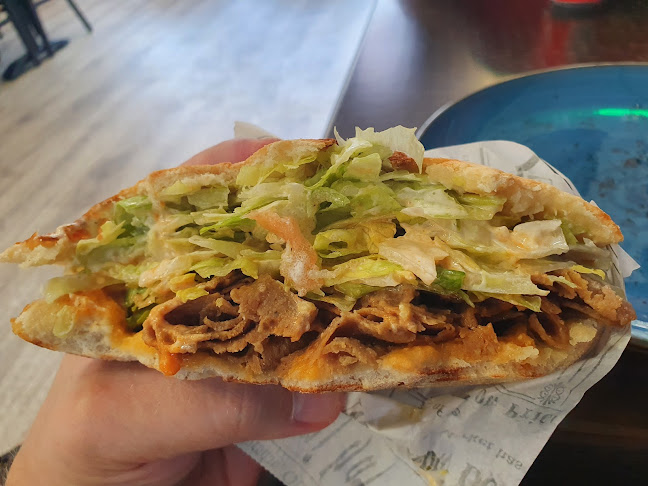 Aseman Pizza-Kebab - Ravintola-ala