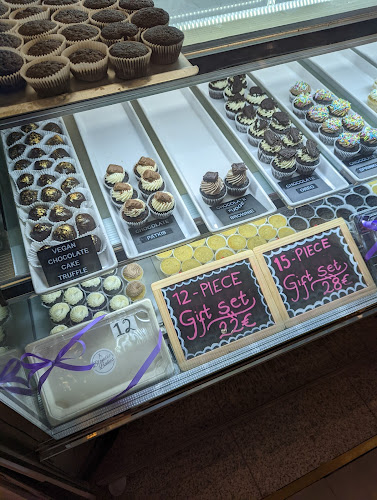 Comentarii opinii despre Blondie Bakes