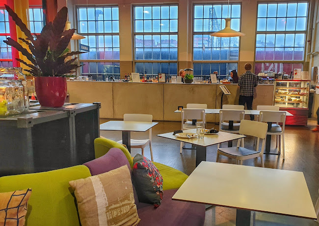 Junakatu 9, 20100 Turku