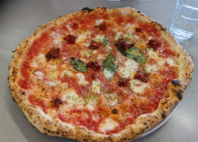 Pizzeria Via Tribunali Pirkkala