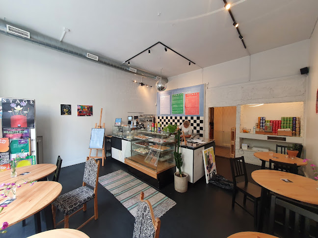 Comentarii opinii despre Round & Square Punavuori