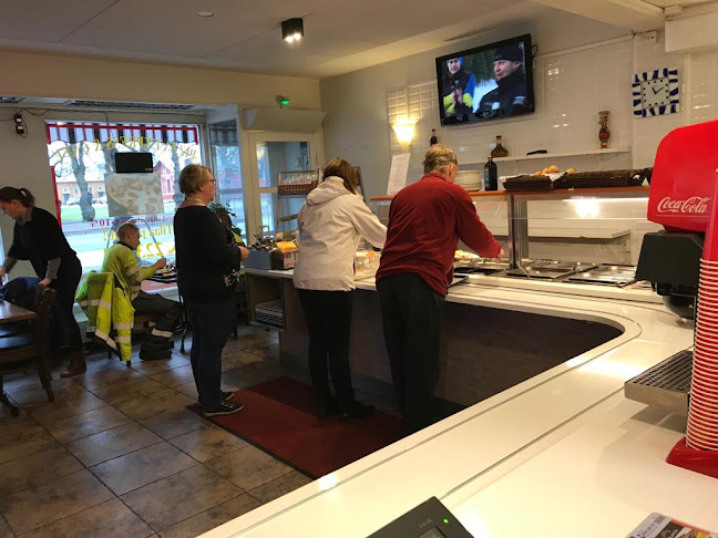 Pizza Express & Cafe