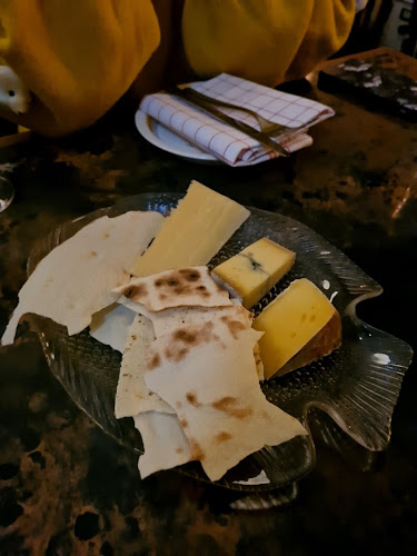 Opinii despre Viinibaari Apotek / Wine Bar Apotek în Helsinki - Ravintola-ala