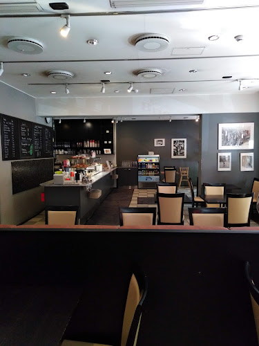 Ravintola Café Briossi - Ravintola-ala