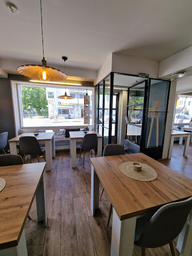 Frangipani Bakery & Café - Ravintola-ala