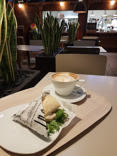 Piece of Cake | MBakeryn kahvila - Turku