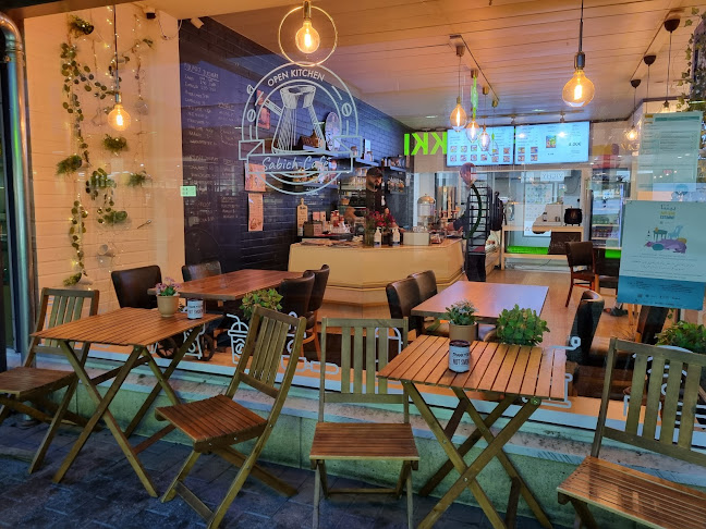 Randa Café Phone number