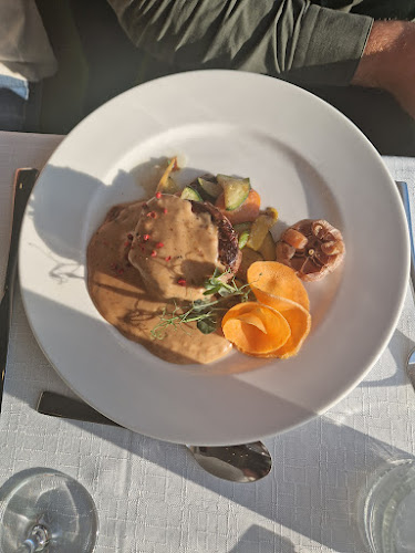 Comentarii opinii despre Hotel Red & Green