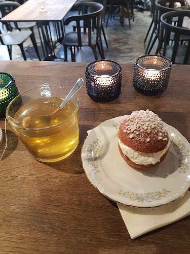 Comentarii opinii despre Caffé Locale