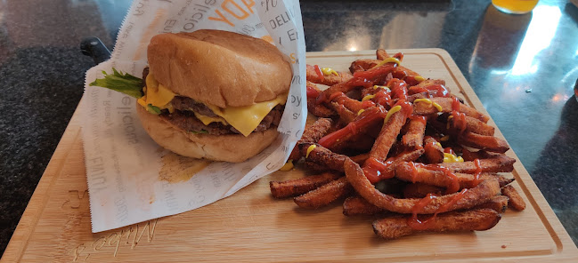 Mike's Diner, Tikkurila - Ravintola-ala