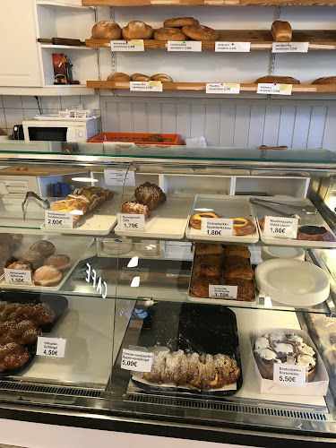 Opinii despre Tarmolan Kotileipomo în Porvoo - Ravintola-ala