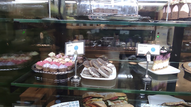 Aabakery Town Hall Cafe & Bakery - Ravintola-ala