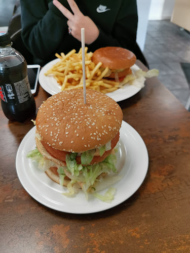 Opinii despre Ravintola Hillen Helmi/Bar Hämylä în Keminmaa - Ravintola-ala