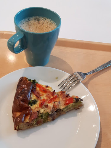 Opinii despre Kirjaston Joel kahvila în Savonlinna - Ravintola-ala