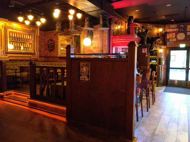 Ravintola Black Bird - Ravintola-ala