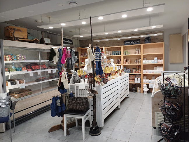 Petäjälammen Herkku Phone number