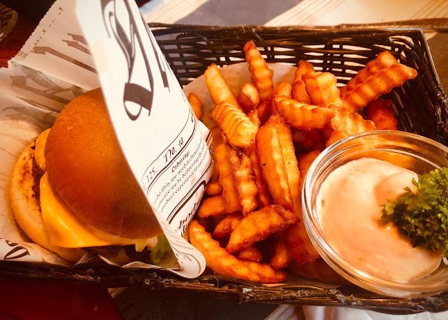 Ravintola Marian Talli Oy - Ravintola-ala