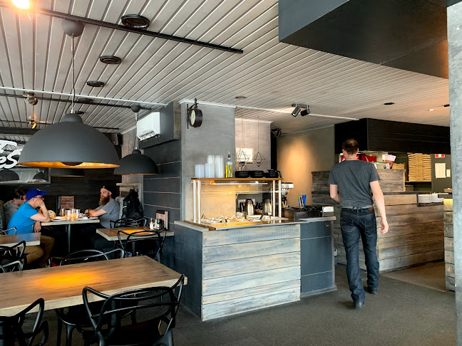 Pizzeria La Festa - Ravintola-ala