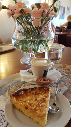 Comentarii opinii despre Café Laurell