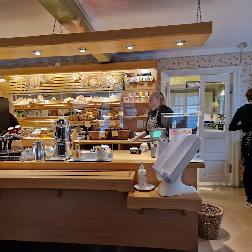 Comentarii opinii despre Tiihosen kahvila-konditoria