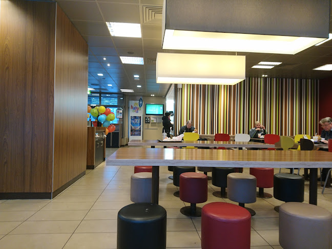 Opinii despre McDonald's Helsinki Pukinmäki în Helsinki - Ravintola-ala