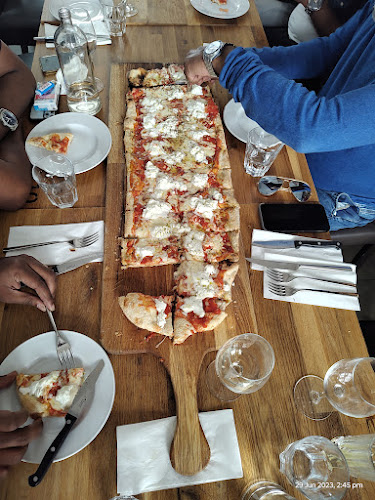 Comentarii opinii despre Pjazza