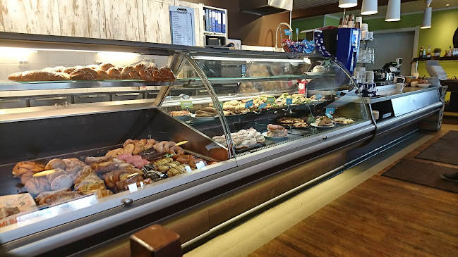 Opinii despre Heinosen Leipomo - Leipomokahvila ja myymälä Hiiskoskentie în Joensuu - Ravintola-ala