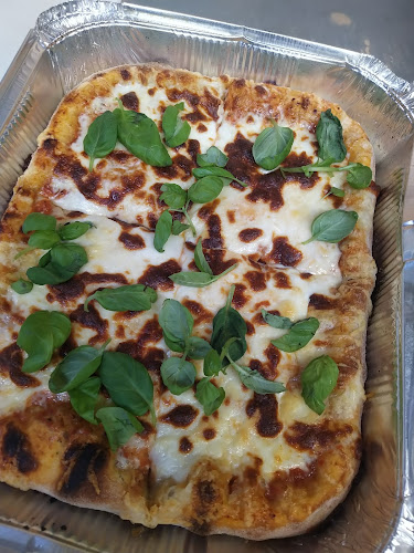 Pizza palvelu Kauniainen(entinen.pizza service)