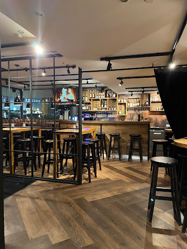 Comentarii opinii despre Local Bistro