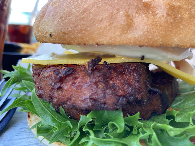 KATU Burgers & More - Ravintola-ala